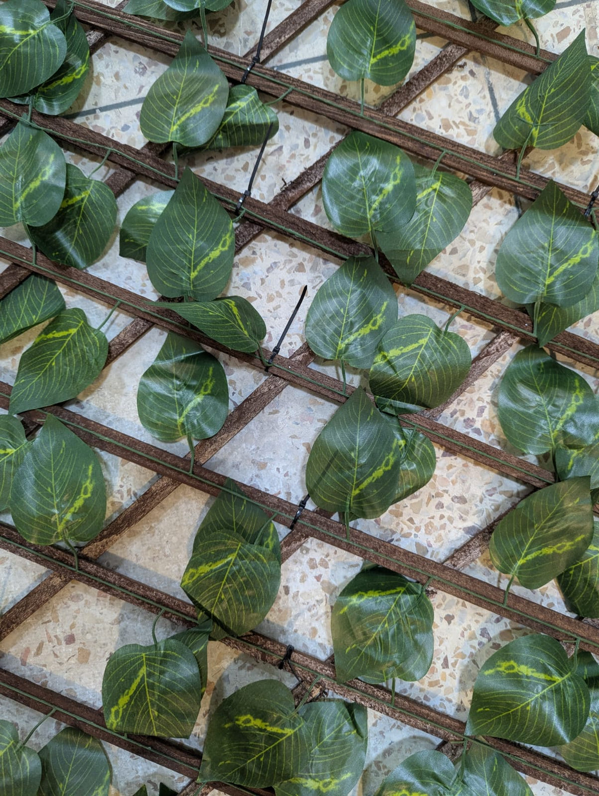 Artificial Leaves Bail Chik for Home Decor
