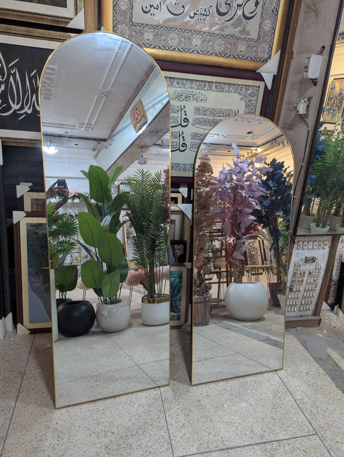 Full Length Floor Standing Mirror (Only Pickup Option from our shop Multan Cantt)