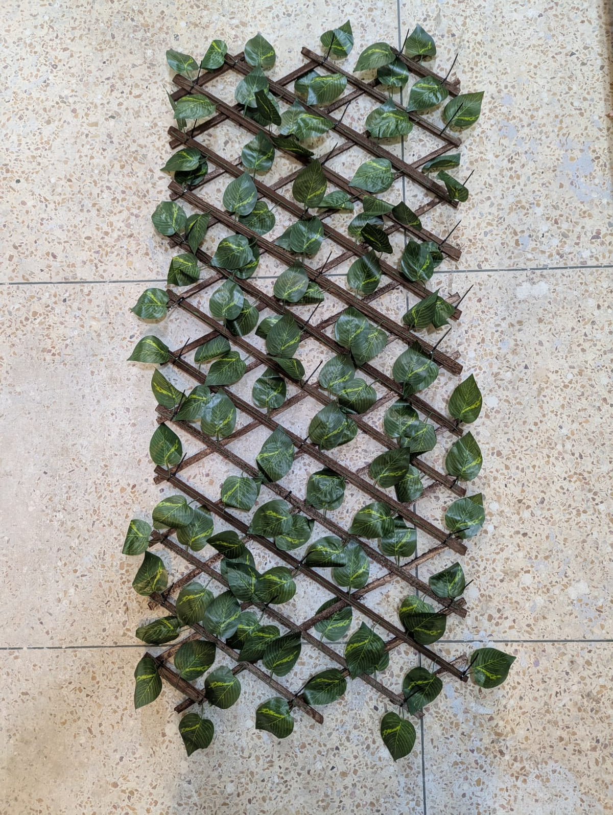 Artificial Leaves Bail Chik for Home Decor